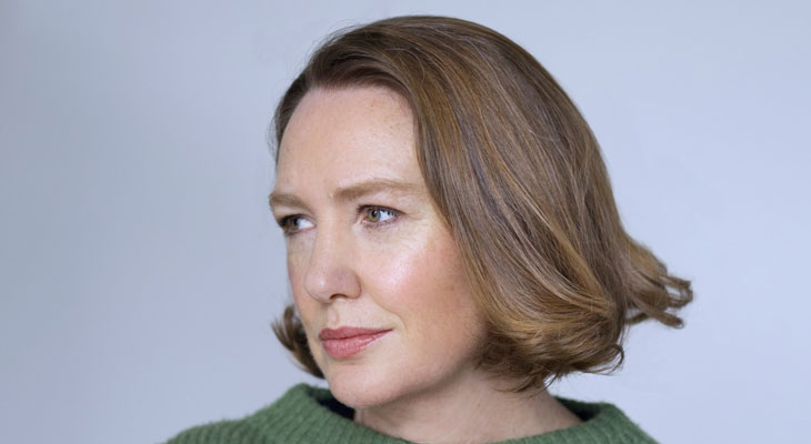 paula-hawkins-leftright-desktop.jpg